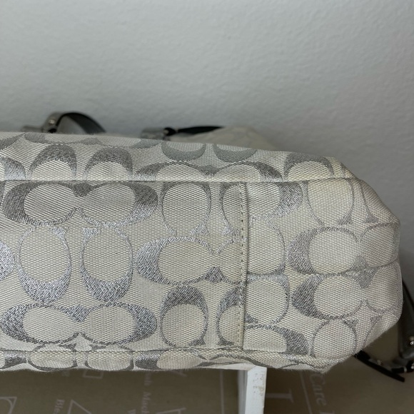 Coach Ashley Signature "C" Shoulder Satchel Purse Silver Metallic Vintage - Picture 13 of 16